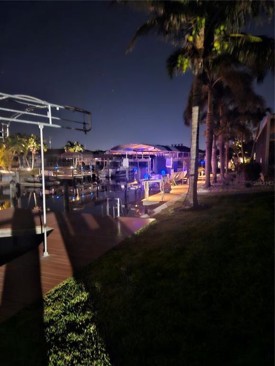 待售: $980,000 (4 贝兹, 4 浴室, 2647 平方英尺)