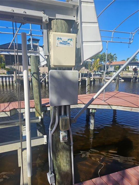 待售: $980,000 (4 贝兹, 4 浴室, 2647 平方英尺)