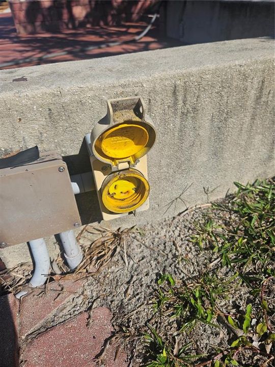 待售: $980,000 (4 贝兹, 4 浴室, 2647 平方英尺)