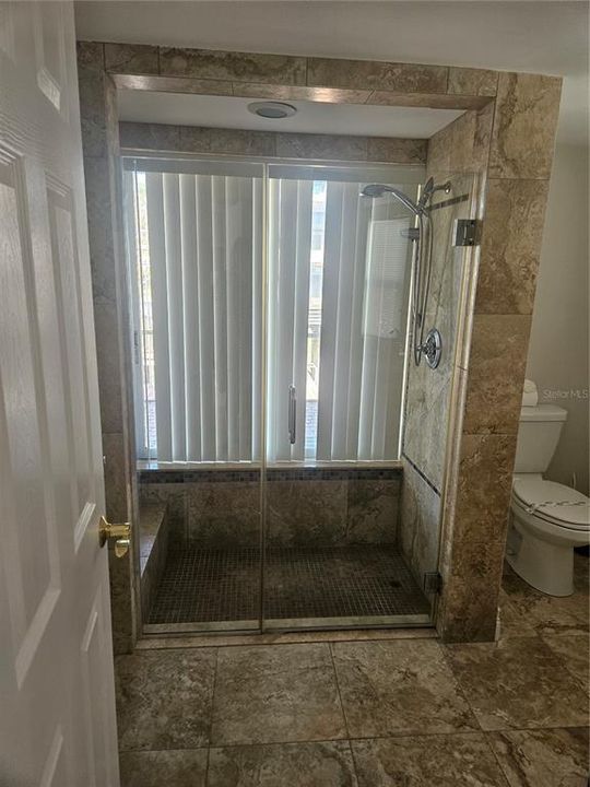 待售: $980,000 (4 贝兹, 4 浴室, 2647 平方英尺)