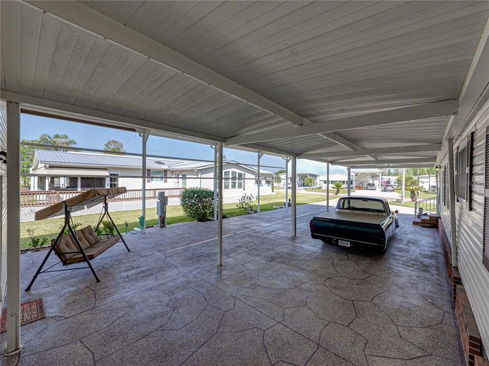 For Sale: $325,000 (2 beds, 2 baths, 1680 Square Feet)