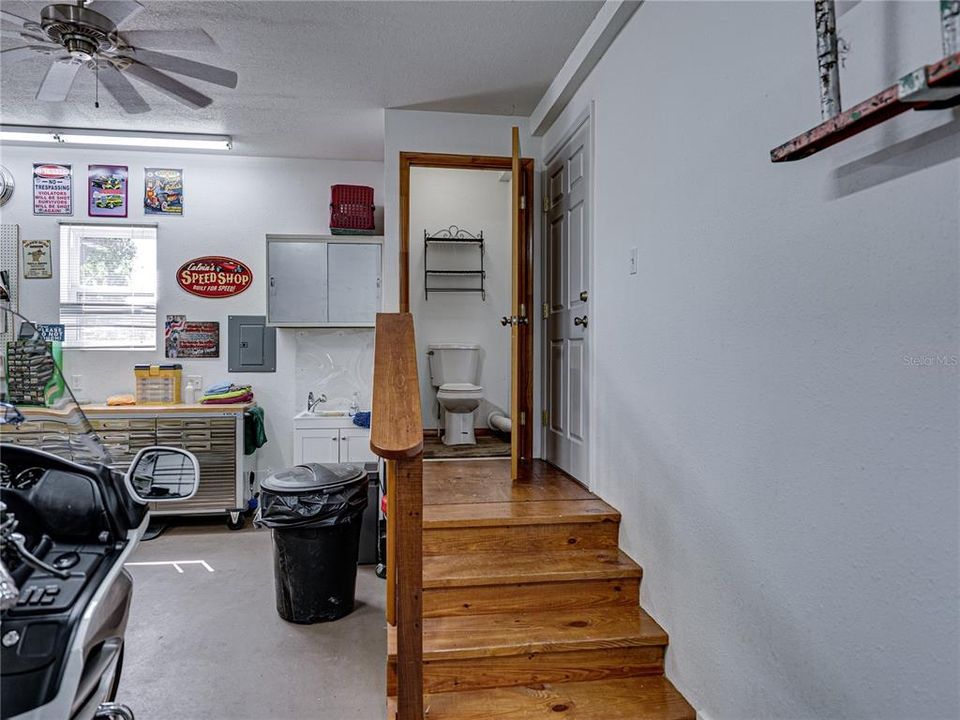 For Sale: $325,000 (2 beds, 2 baths, 1680 Square Feet)