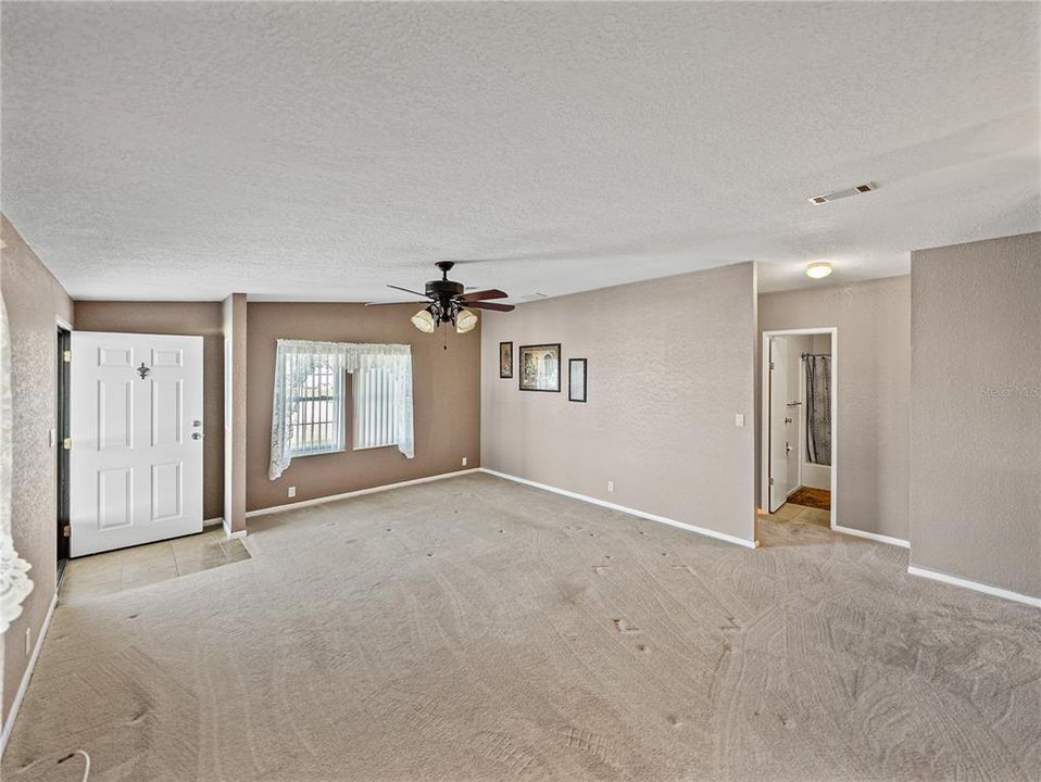 For Sale: $325,000 (2 beds, 2 baths, 1680 Square Feet)