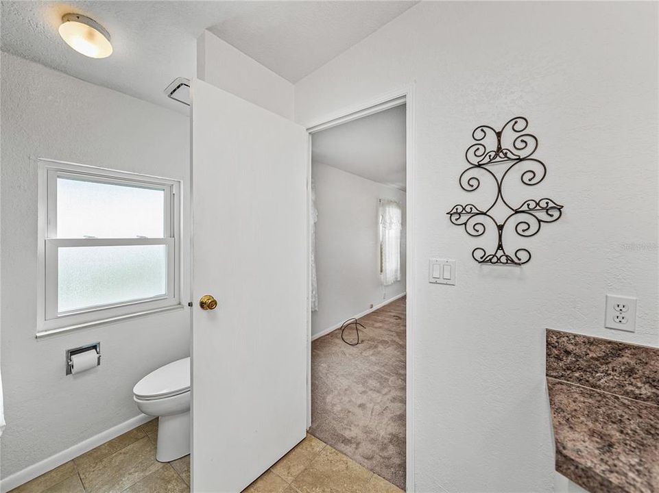 For Sale: $325,000 (2 beds, 2 baths, 1680 Square Feet)