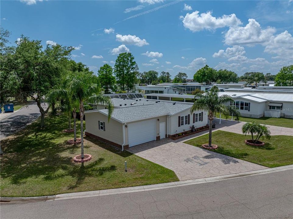 For Sale: $325,000 (2 beds, 2 baths, 1680 Square Feet)