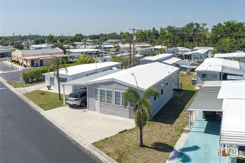 For Sale: $215,000 (2 beds, 2 baths, 1100 Square Feet)