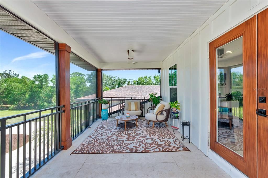 Под контрактом: $1,999,990 (4 спален, 3 ванн, 3800 Квадратных фут)