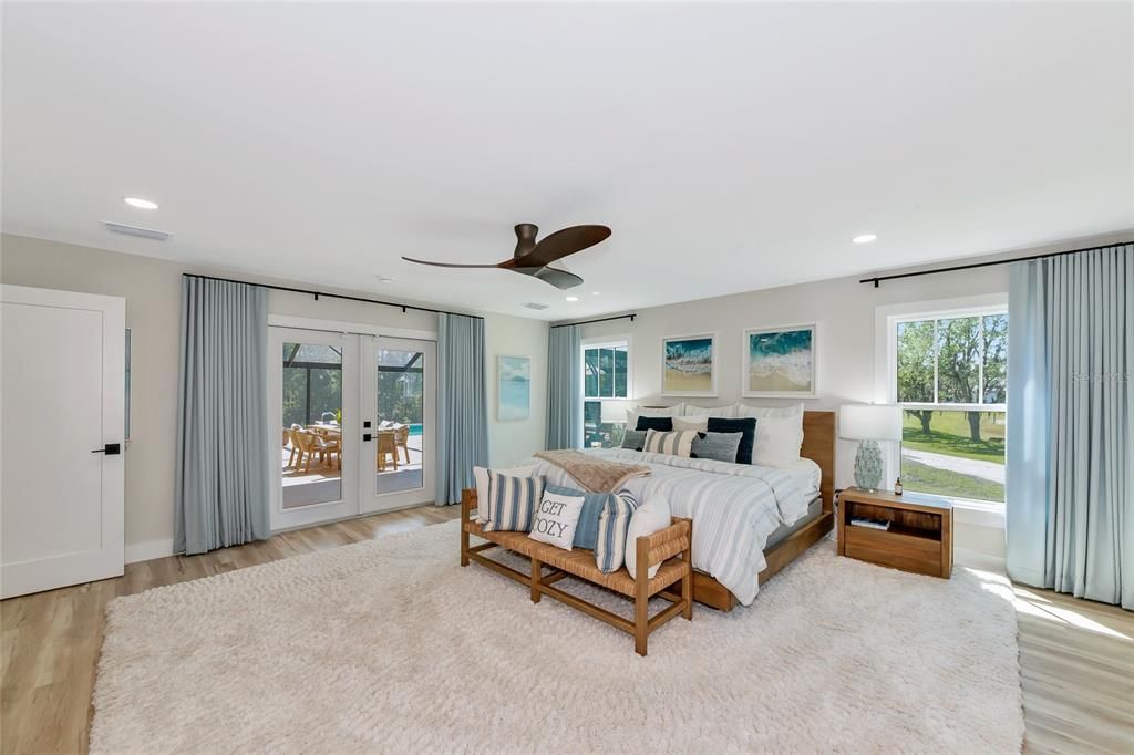 Под контрактом: $1,999,990 (4 спален, 3 ванн, 3800 Квадратных фут)