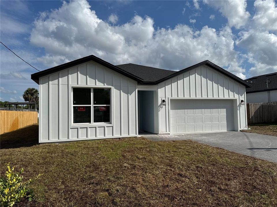 Recently Sold: $384,000 (3 beds, 2 baths, 1708 Square Feet)