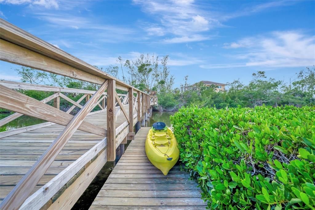 For Sale: $2,725,000 (4 beds, 3 baths, 2568 Square Feet)