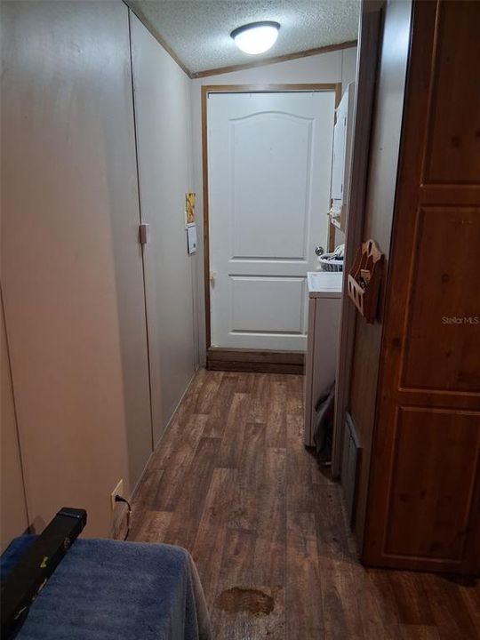 待售: $135,000 (2 贝兹, 2 浴室, 928 平方英尺)