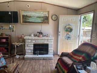 待售: $135,000 (2 贝兹, 2 浴室, 928 平方英尺)