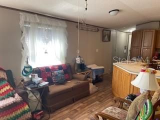 待售: $135,000 (2 贝兹, 2 浴室, 928 平方英尺)