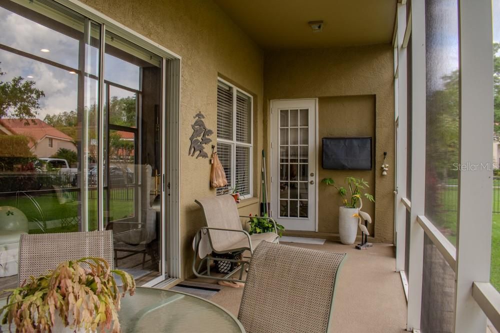 For Sale: $597,000 (4 beds, 2 baths, 2100 Square Feet)