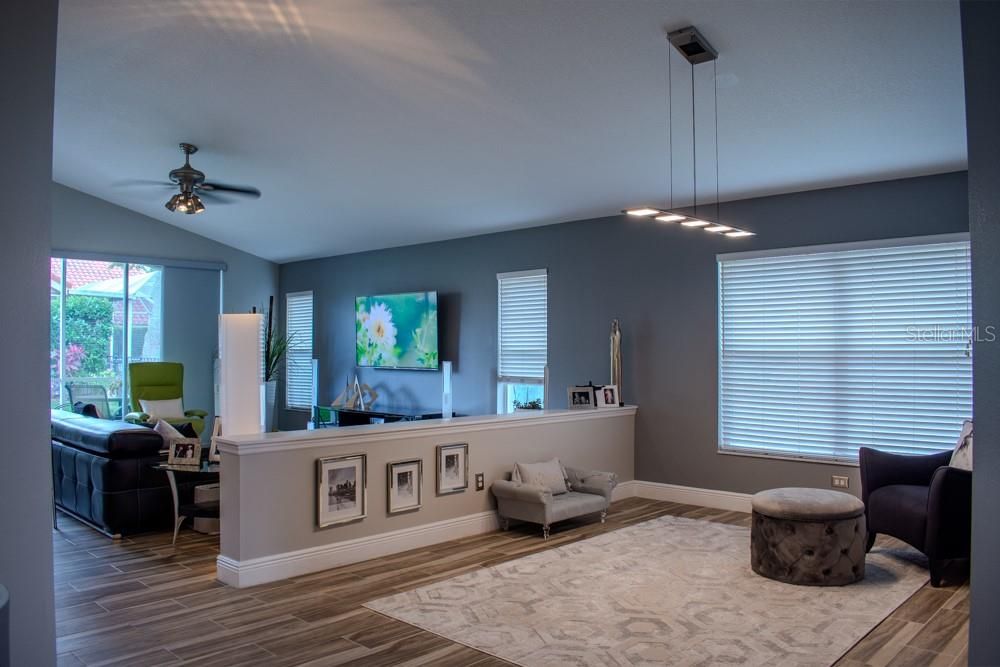 For Sale: $597,000 (4 beds, 2 baths, 2100 Square Feet)