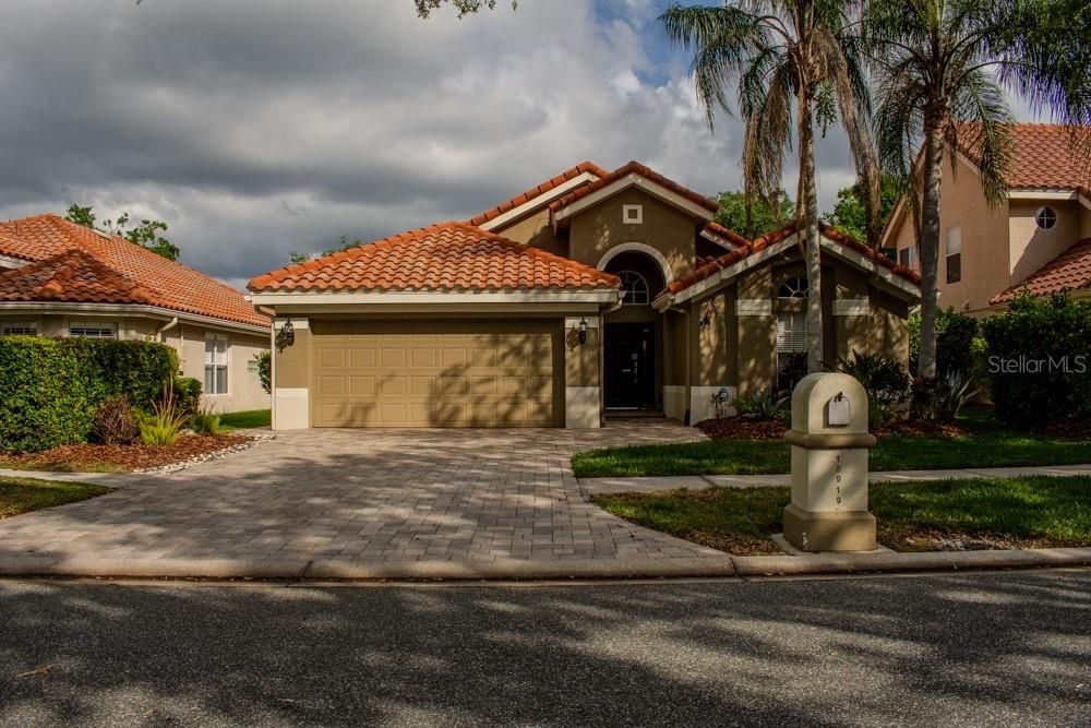 For Sale: $597,000 (4 beds, 2 baths, 2100 Square Feet)