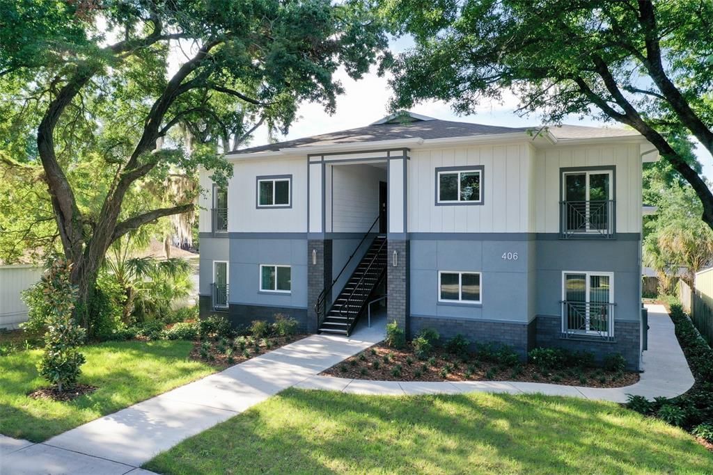 Recently Rented: $2,795 (2 beds, 2 baths, 1150 Square Feet)