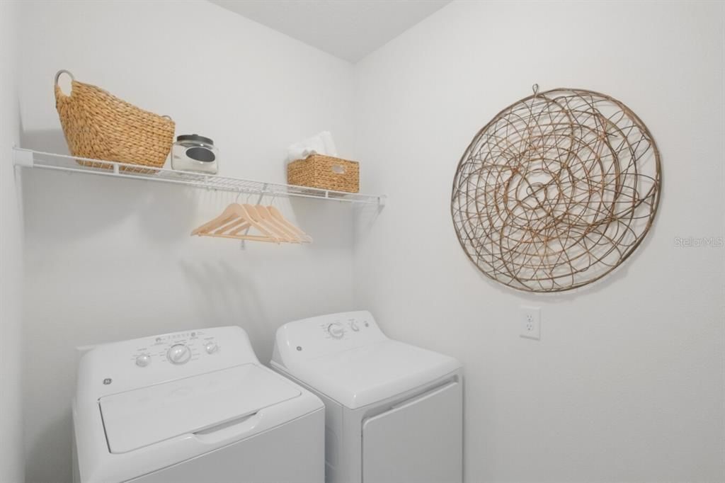 出租: $2,700 (3 贝兹, 2 浴室, 1994 平方英尺)