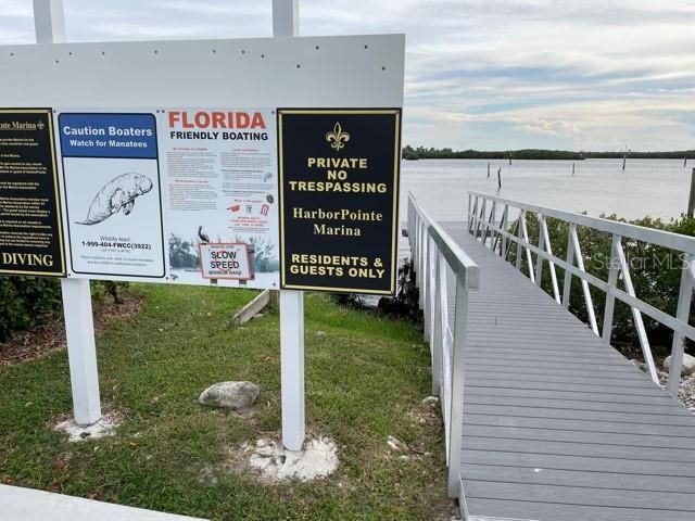 На продажу: $145,000 (0.22 acres)