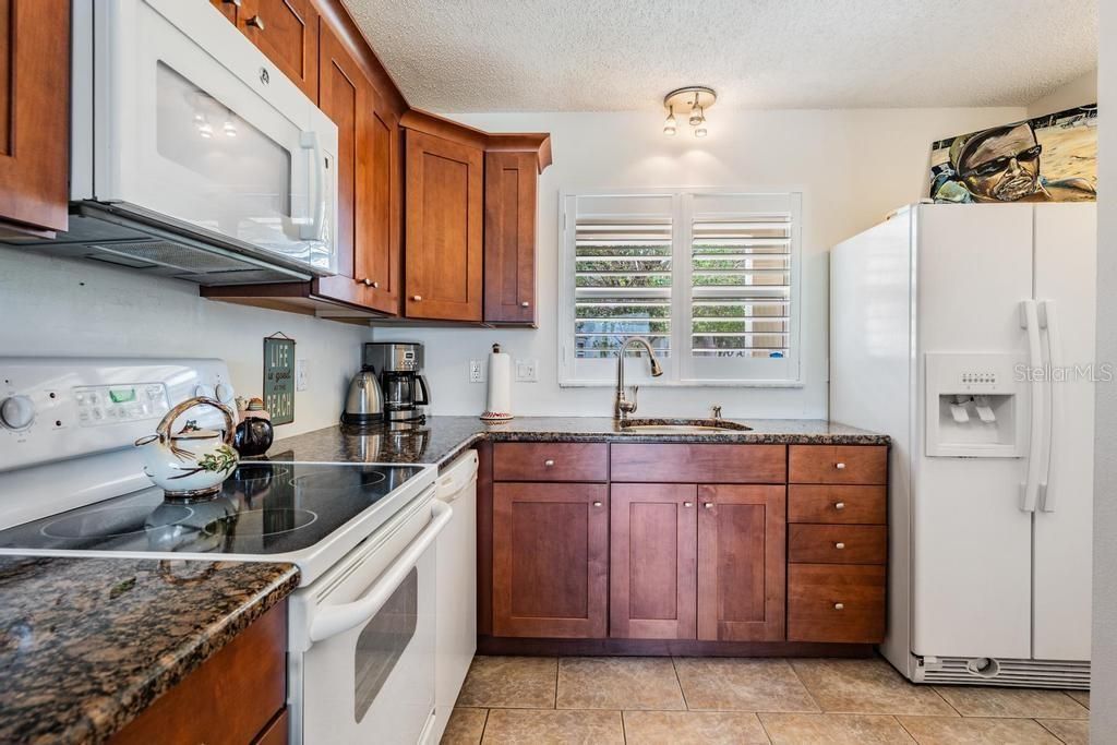 En Venta: $349,000 (3 camas, 2 baños, 1445 Pies cuadrados)