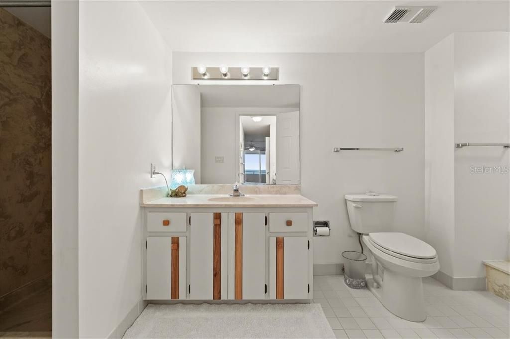 На продажу: $699,000 (4 спален, 4 ванн, 2790 Квадратных фут)