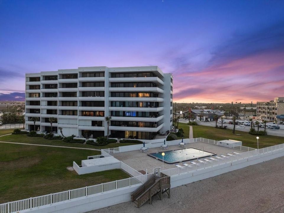 На продажу: $699,000 (4 спален, 4 ванн, 2790 Квадратных фут)