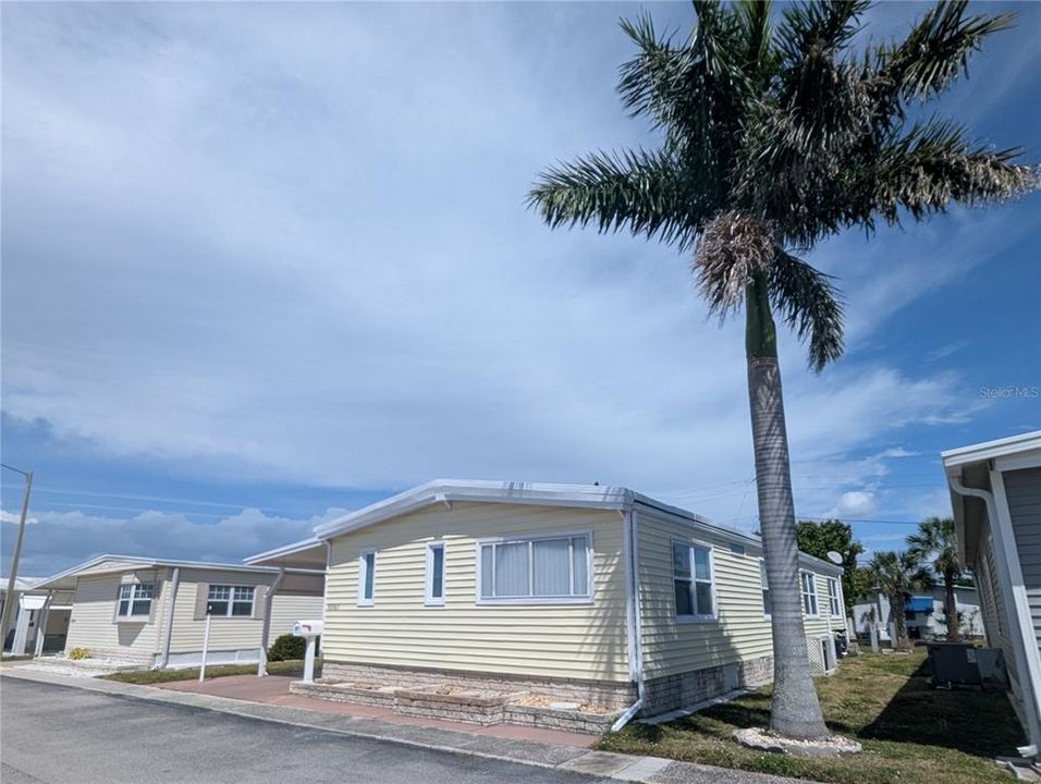 Recently Sold: $167,500 (3 beds, 2 baths, 1416 Square Feet)