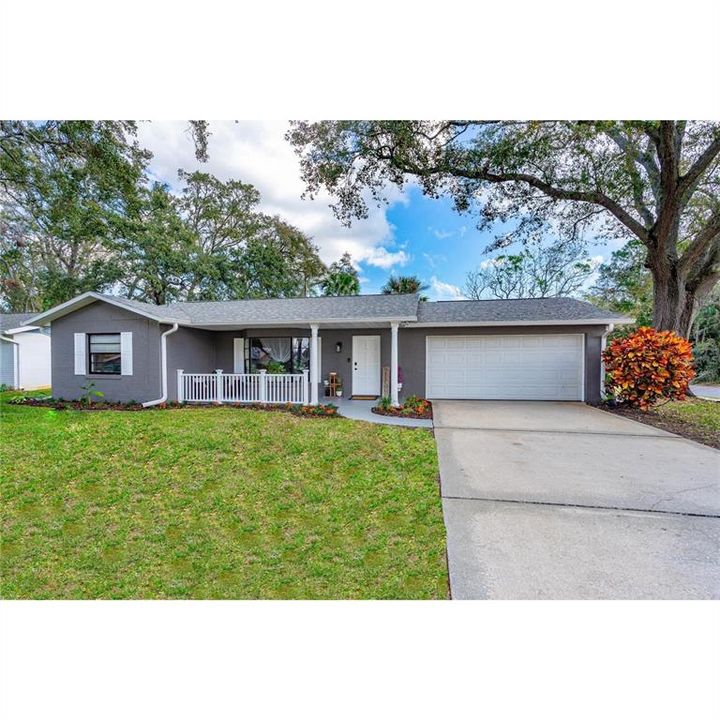 Recently Sold: $300,000 (3 beds, 2 baths, 1648 Square Feet)