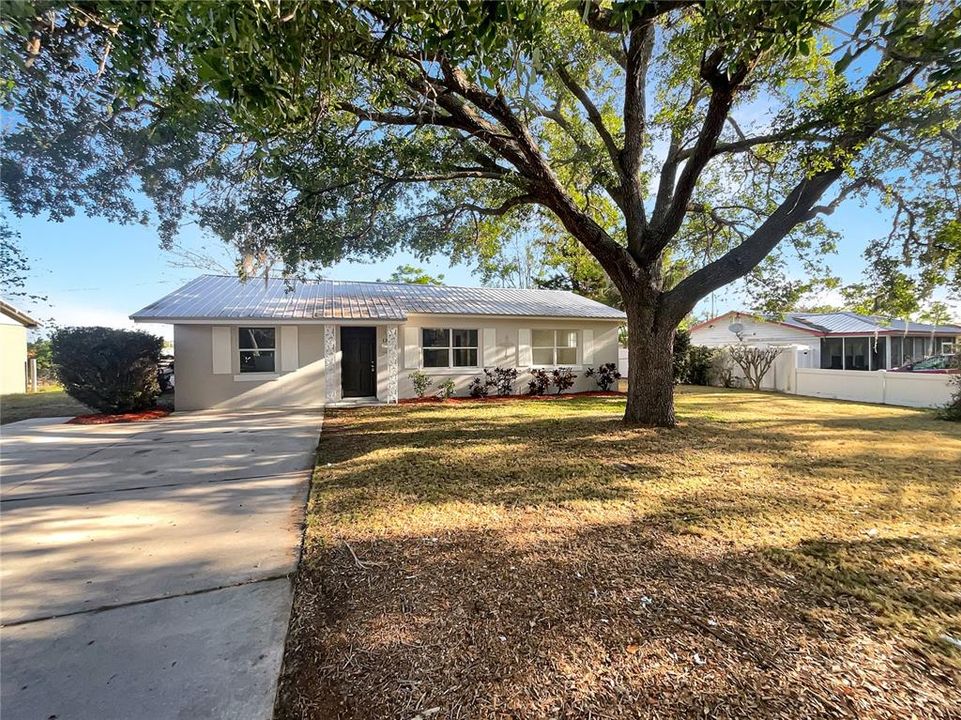 Недавно продано: $190,000 (3 спален, 1 ванн, 806 Квадратных фут)