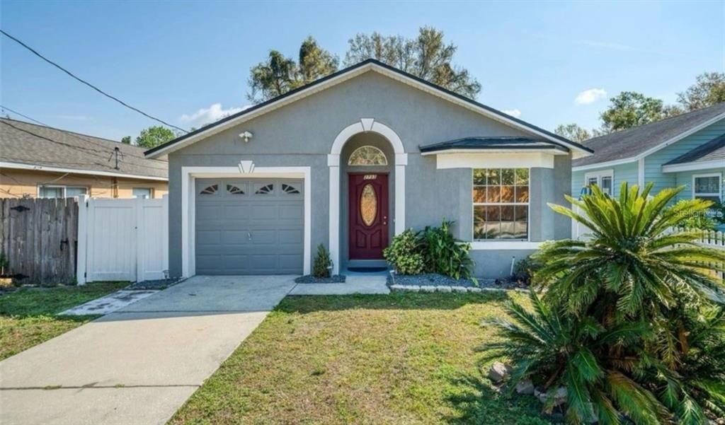 En Venta: $372,000 (3 camas, 2 baños, 1156 Pies cuadrados)