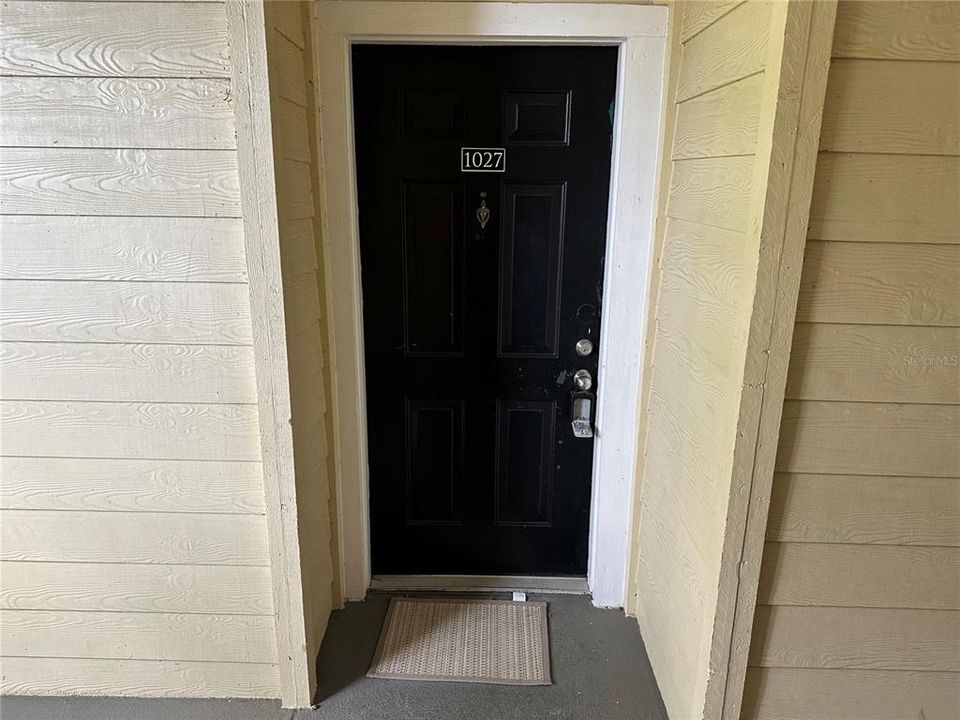 Recently Rented: $1,800 (2 beds, 2 baths, 1150 Square Feet)