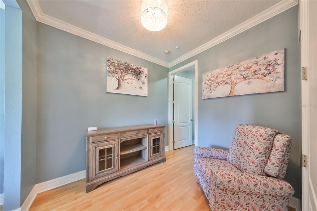 En Venta: $564,900 (3 camas, 3 baños, 2763 Pies cuadrados)