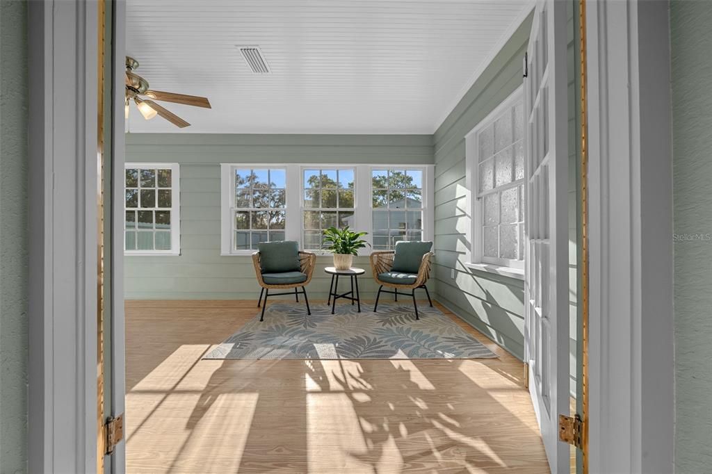 Active With Contract: $349,000 (3 beds, 2 baths, 1971 Square Feet)