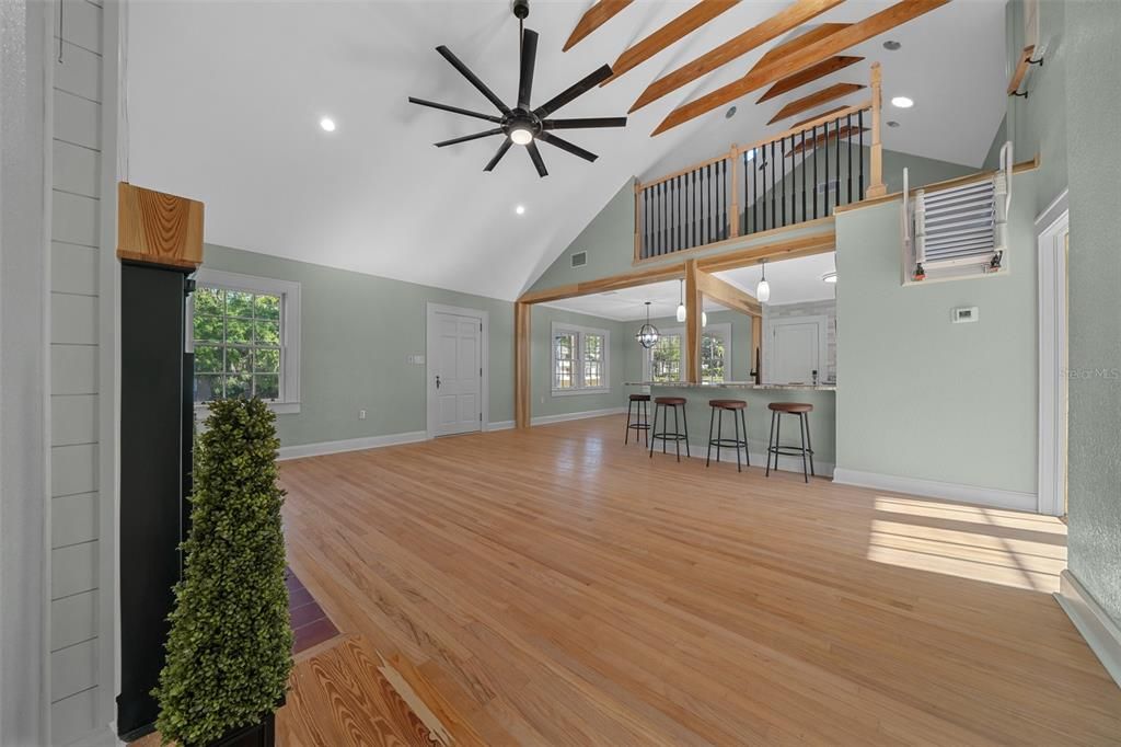 Active With Contract: $349,000 (3 beds, 2 baths, 1971 Square Feet)