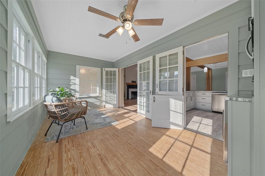 Active With Contract: $349,000 (3 beds, 2 baths, 1971 Square Feet)