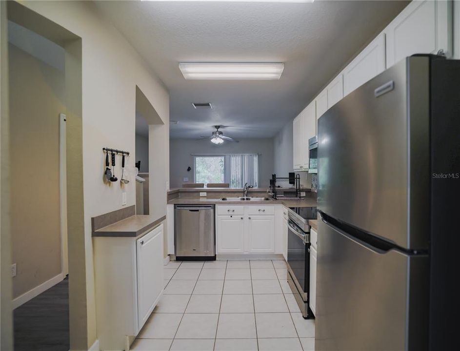 En Venta: $240,000 (2 camas, 2 baños, 1383 Pies cuadrados)