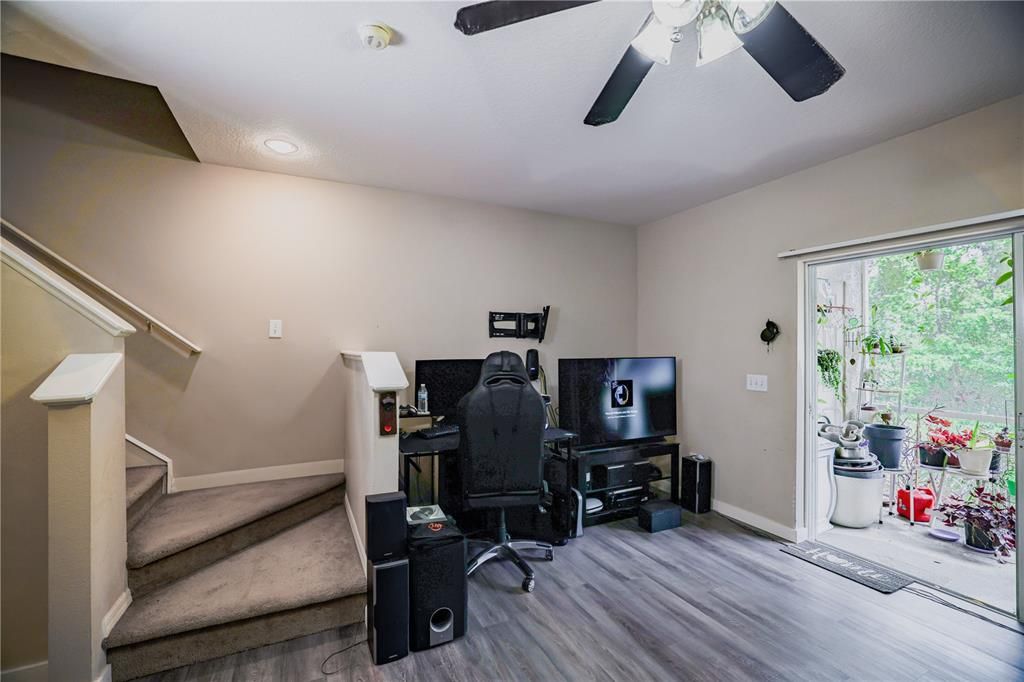 En Venta: $240,000 (2 camas, 2 baños, 1383 Pies cuadrados)