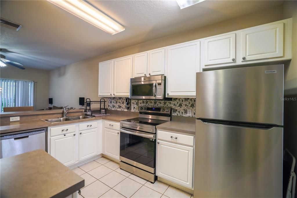 En Venta: $240,000 (2 camas, 2 baños, 1383 Pies cuadrados)