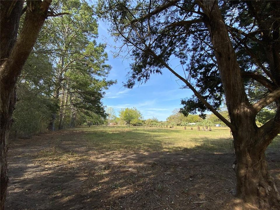 На продажу: $225,000 (6.40 acres)