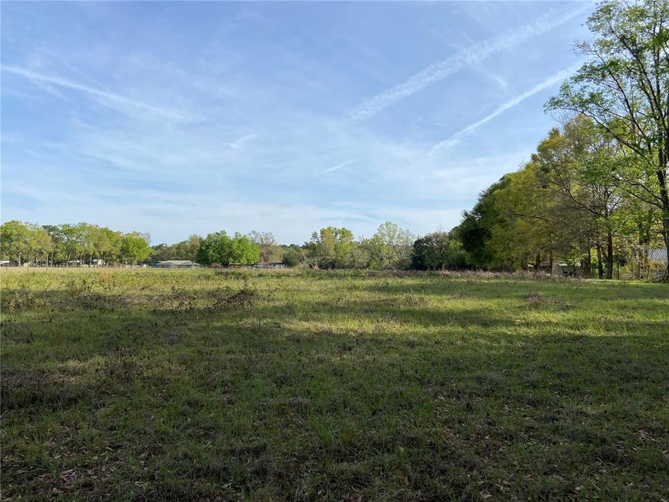 На продажу: $225,000 (6.40 acres)