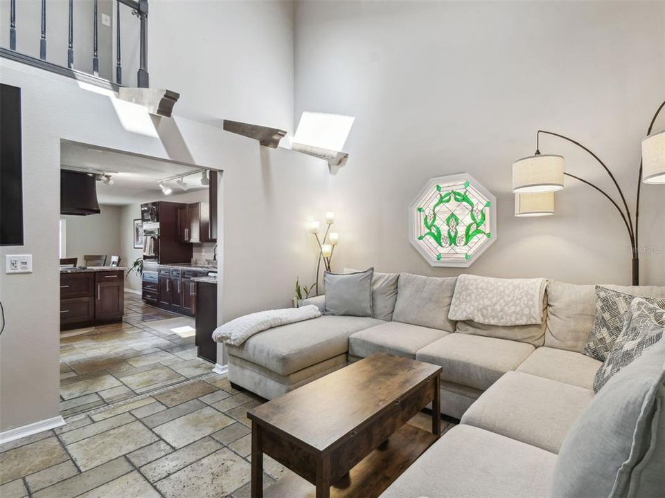 待售: $899,000 (5 贝兹, 3 浴室, 3570 平方英尺)