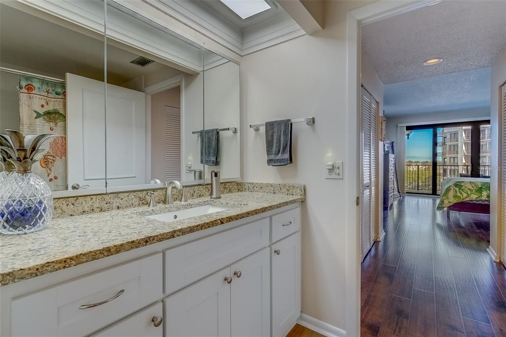 En Venta: $644,900 (2 camas, 2 baños, 1403 Pies cuadrados)