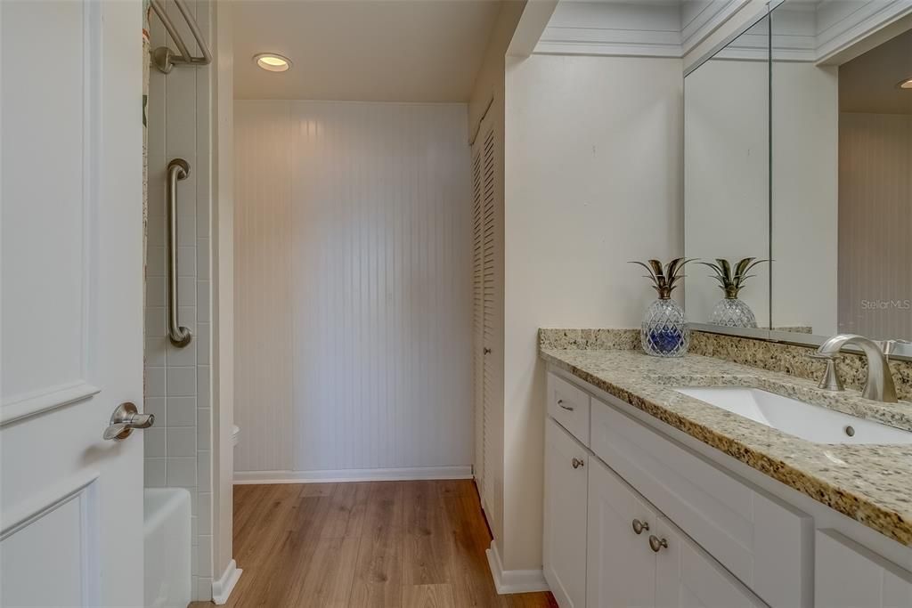 En Venta: $644,900 (2 camas, 2 baños, 1403 Pies cuadrados)