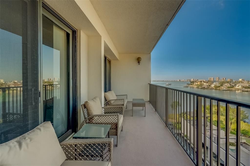 En Venta: $644,900 (2 camas, 2 baños, 1403 Pies cuadrados)