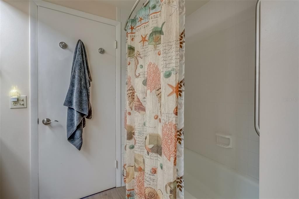 En Venta: $644,900 (2 camas, 2 baños, 1403 Pies cuadrados)