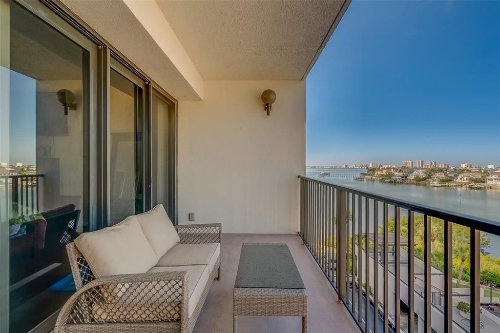 En Venta: $644,900 (2 camas, 2 baños, 1403 Pies cuadrados)