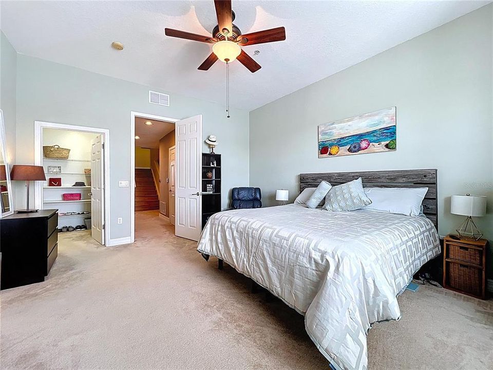 待售: $849,900 (3 贝兹, 3 浴室, 2400 平方英尺)