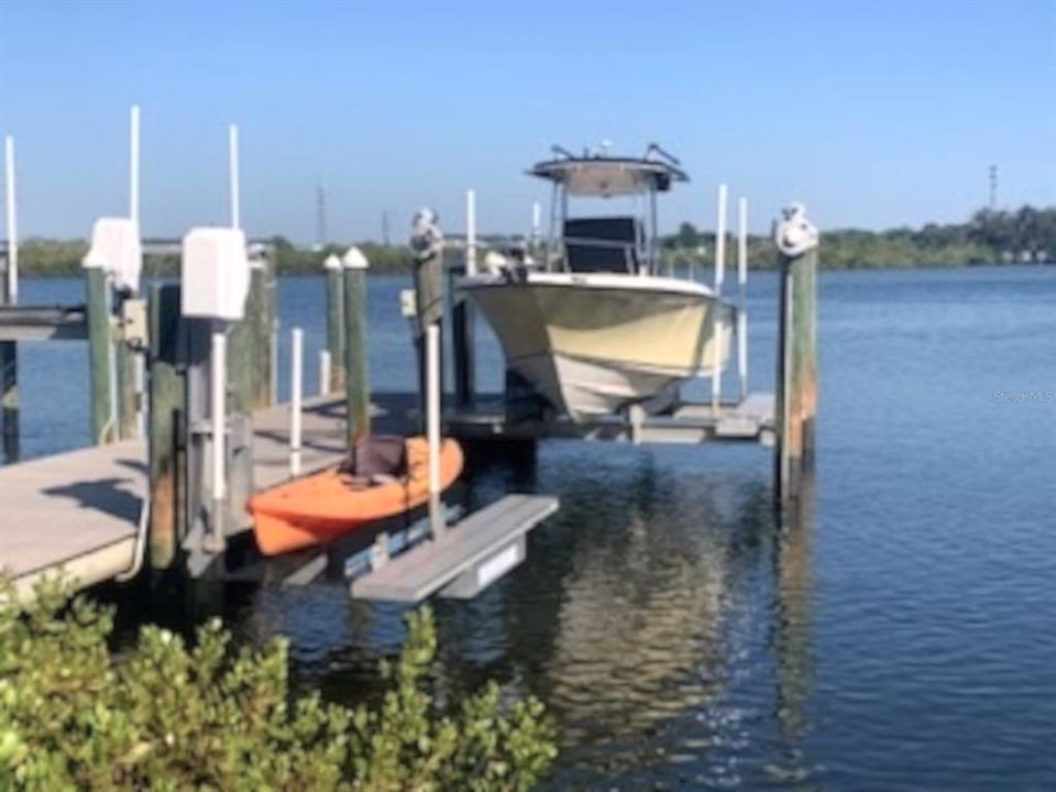 待售: $849,900 (3 贝兹, 3 浴室, 2400 平方英尺)