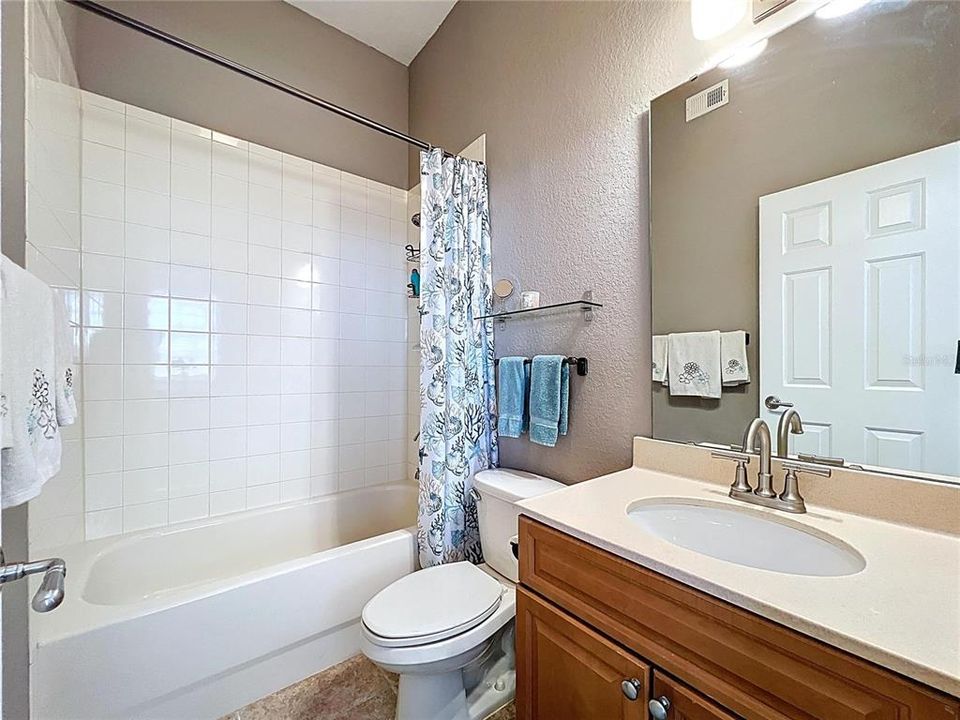 待售: $849,900 (3 贝兹, 3 浴室, 2400 平方英尺)