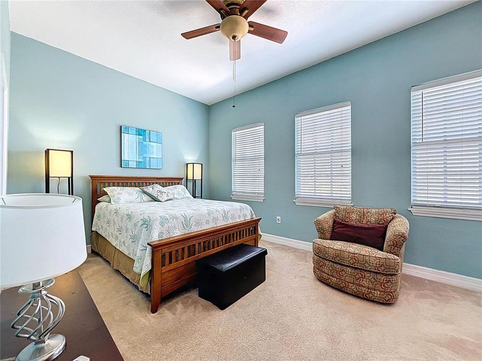 待售: $849,900 (3 贝兹, 3 浴室, 2400 平方英尺)